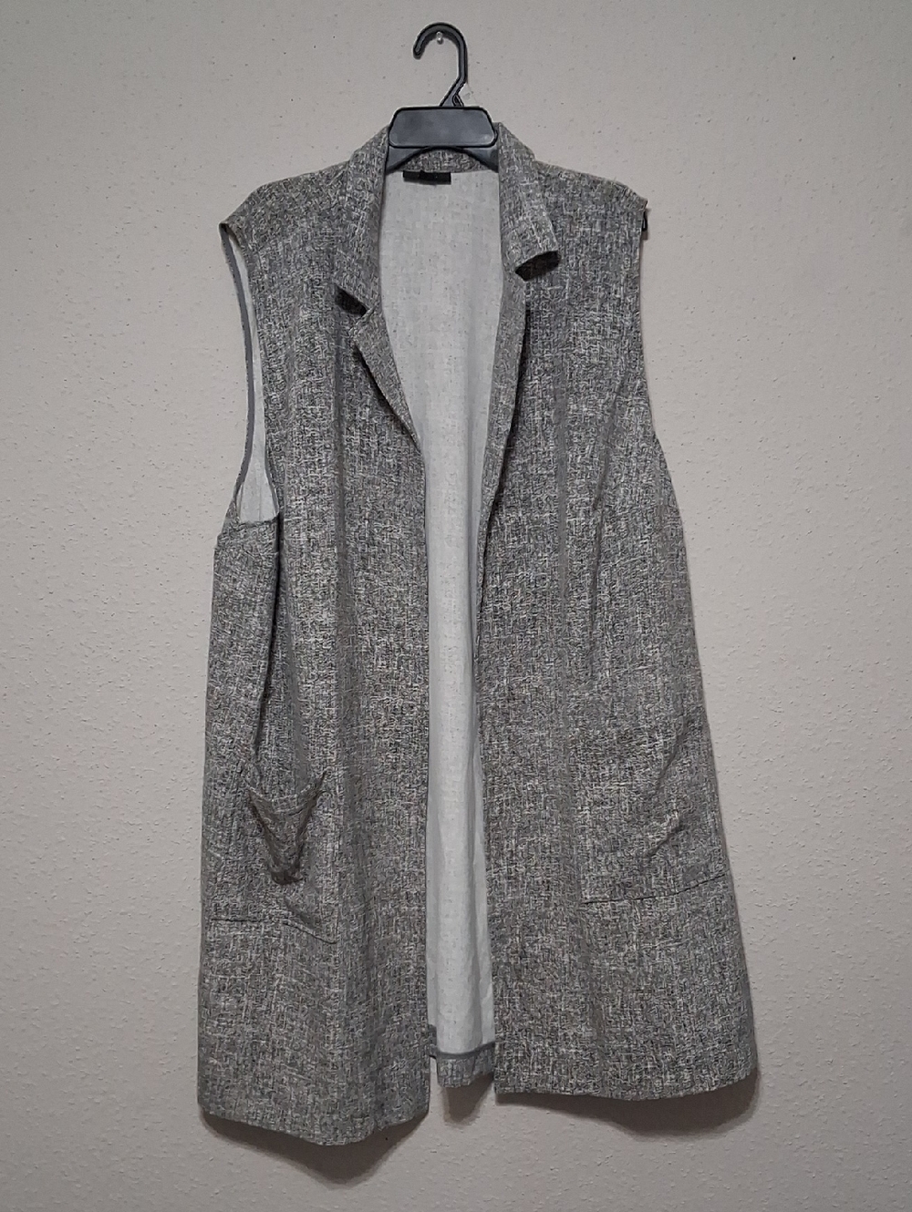 Alfani Gray Tweed Long Sleeveless Vest